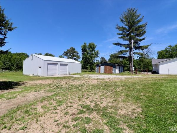 25915 Foxwood Lane , Lebanon, MO 65536