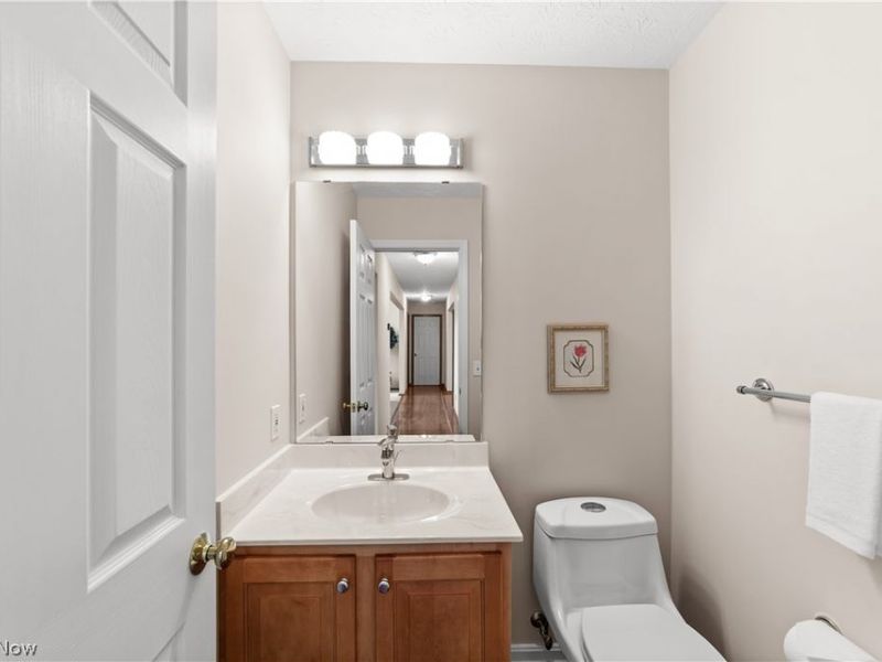16228 Academy Drive , Strongsville, OH 44149 Photo 19
