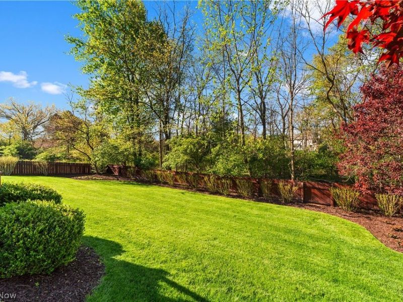 16228 Academy Drive , Strongsville, OH 44149 Photo 43