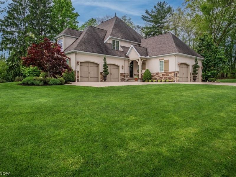 9568 Province Street NW, Massillon, OH 44646 Photo 3
