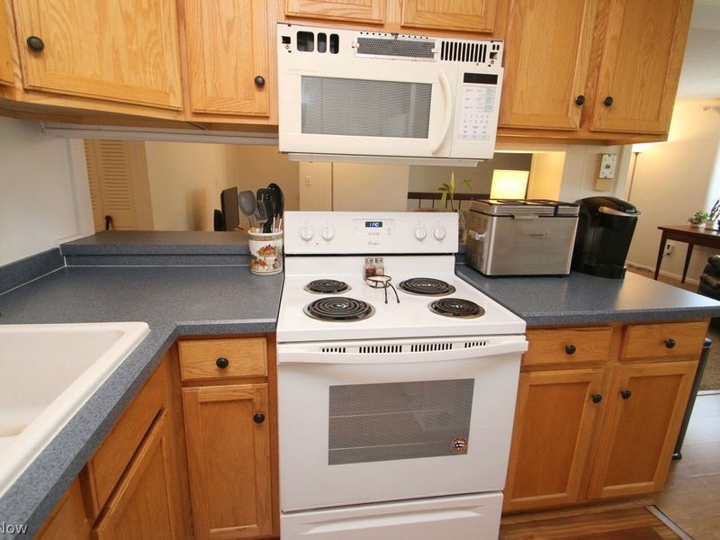 7247 Fox Mill Road , Unit A, Mentor, OH 44060 Photo 10