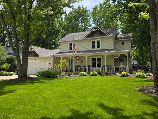 32113 Willow Circle , Avon Lake, OH 44012