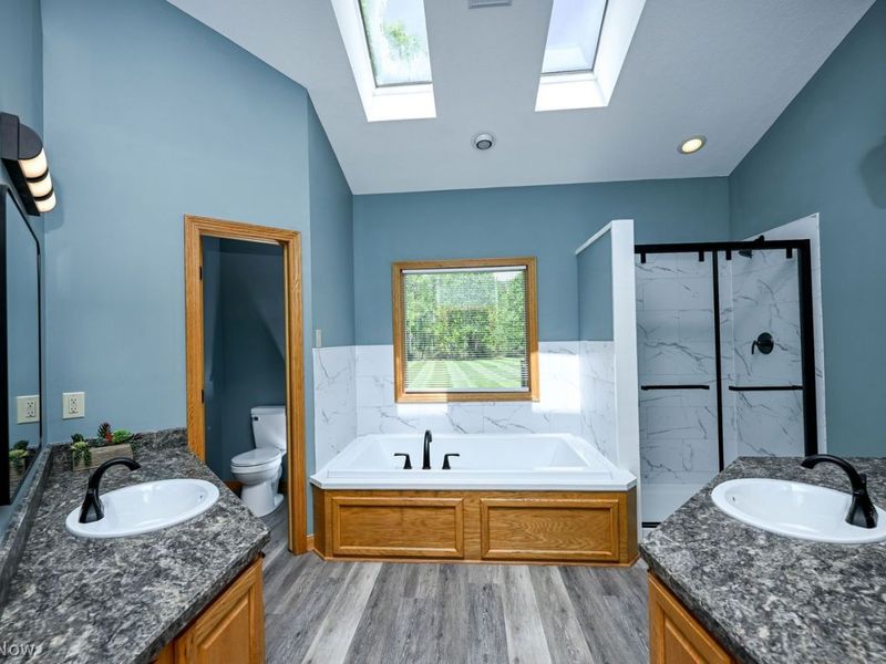 5057 Smith Kramer Street NE, Hartville, OH 44632 Photo 15