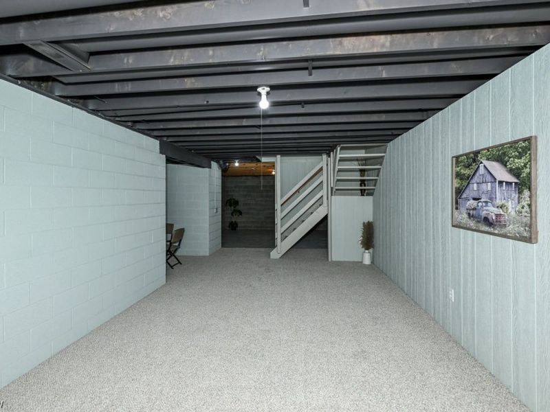 5057 Smith Kramer Street NE, Hartville, OH 44632 Photo 25