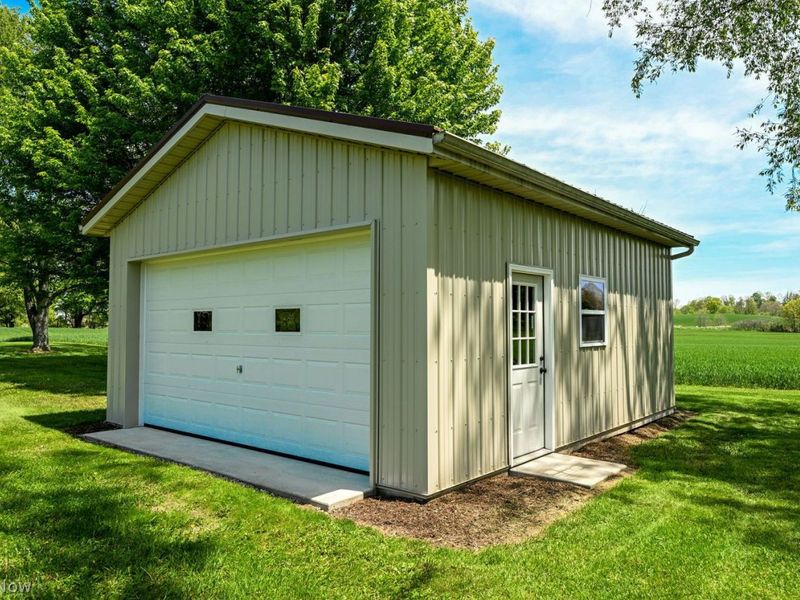5057 Smith Kramer Street NE, Hartville, OH 44632 Photo 34