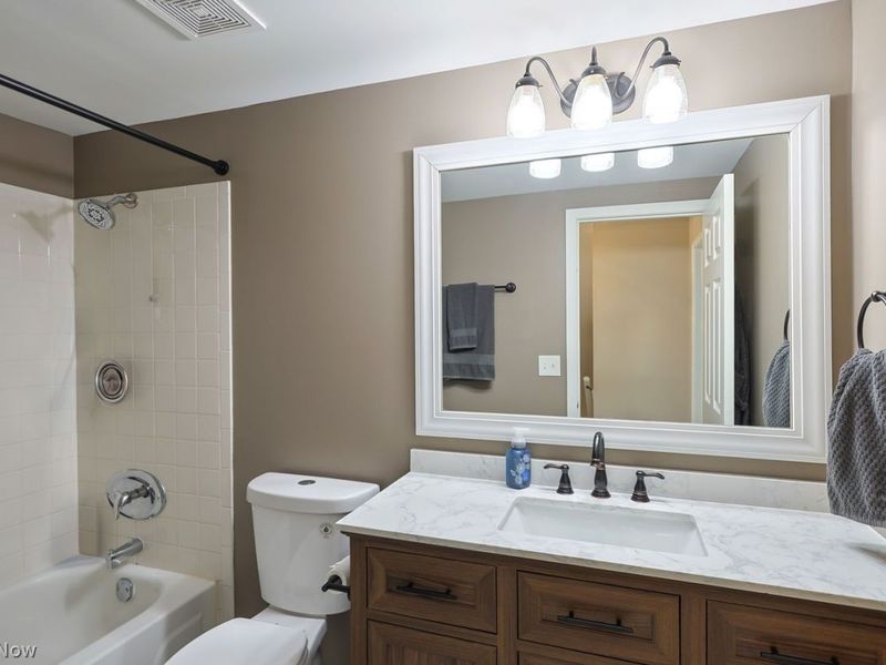 30603 Cambridge Circle , Bay Village, OH 44140 Photo 24