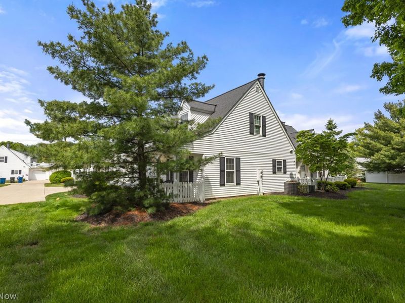 30603 Cambridge Circle , Bay Village, OH 44140 Photo 27