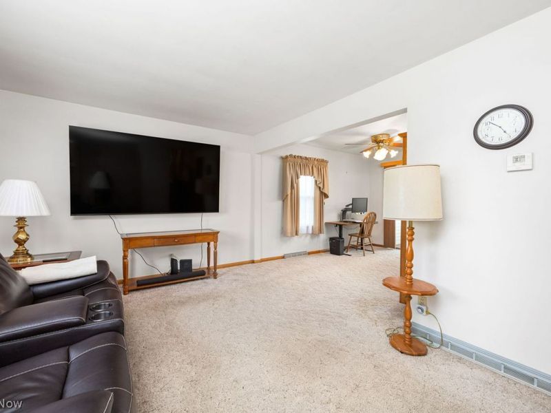 2460 Blake Road , Wadsworth, OH 44281 Photo 11