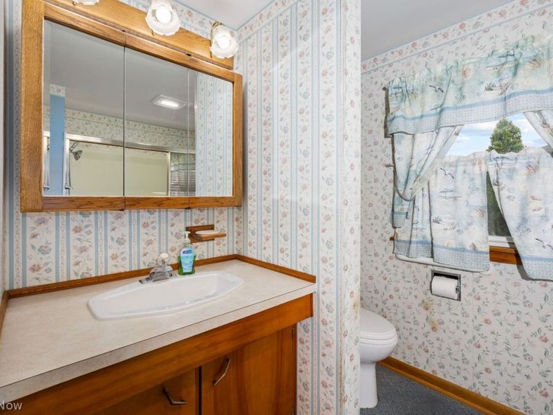 2460 Blake Road , Wadsworth, OH 44281 Photo 19