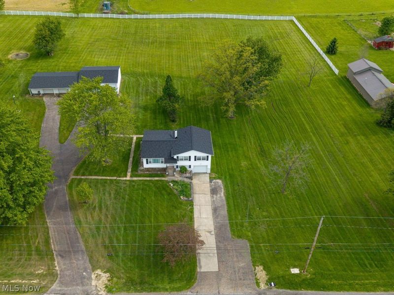 2460 Blake Road , Wadsworth, OH 44281 Photo 2