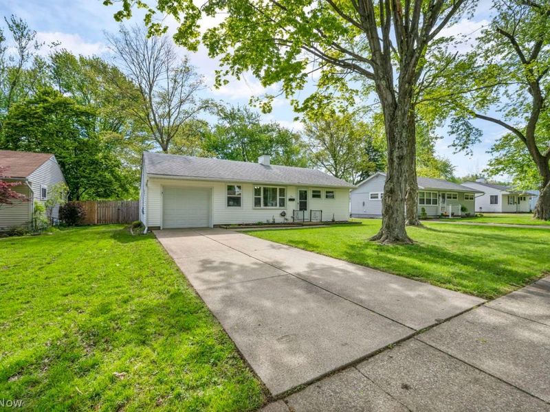 44 Circle Drive , Medina, OH 44256 Photo 3