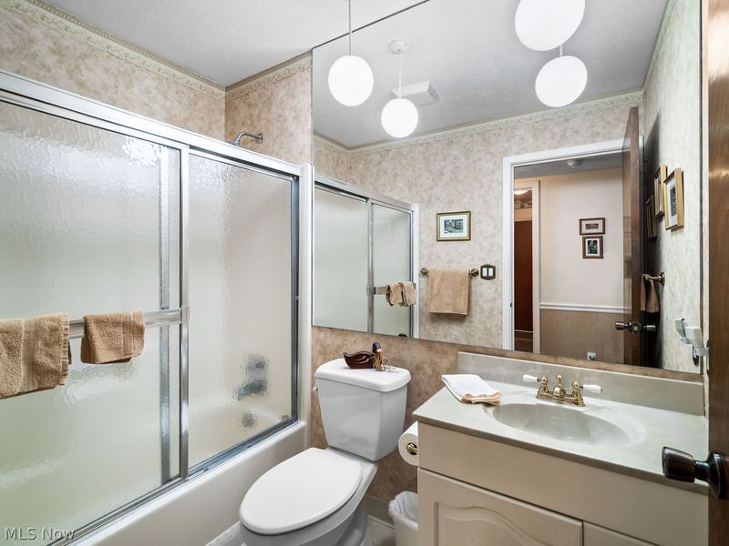 5875 Hawthorne Hollow Drive , North Ridgeville, OH 44039 Photo 23