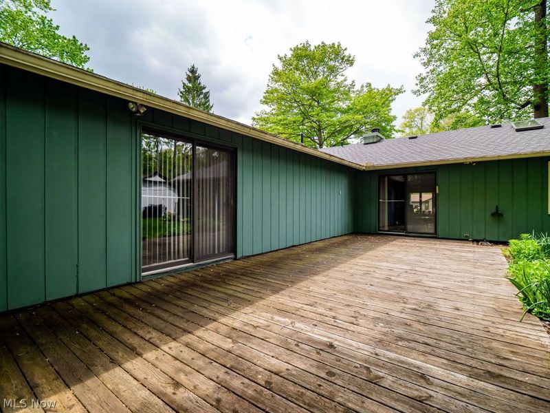 5875 Hawthorne Hollow Drive , North Ridgeville, OH 44039 Photo 7