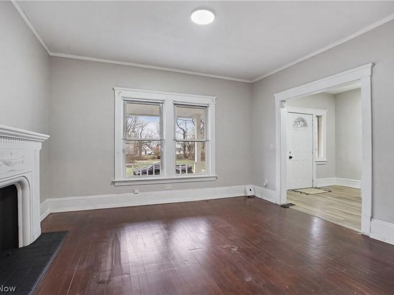 8210 Dorver Avenue , Cleveland, OH 44105 Photo 8