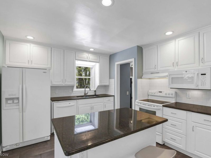 27442 Dunford Road , Westlake, OH 44145 Photo 8