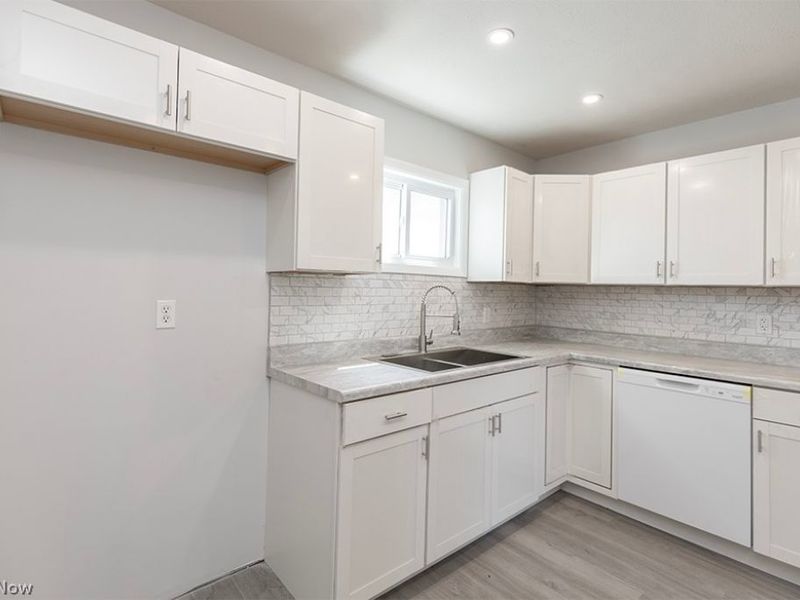 1407 E 29th Street , Lorain, OH 44055 Photo 13