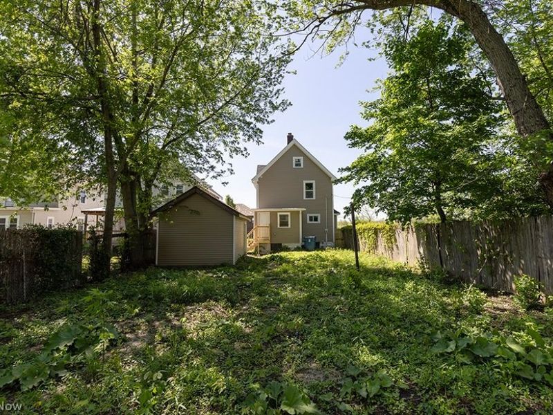 1407 E 29th Street , Lorain, OH 44055 Photo 2