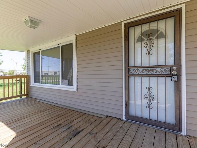 1407 E 29th Street , Lorain, OH 44055 Photo 4