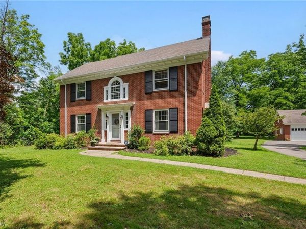 175 S Main Street, Hudson, OH 44236