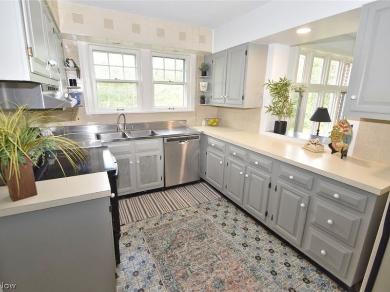 175 S Main Street , Hudson, OH 44236 Photo 6