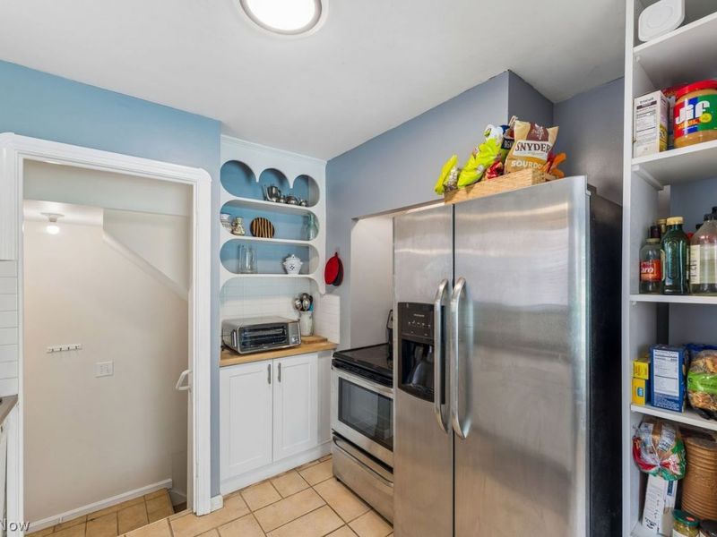 15034 Rosemary Avenue , Cleveland, OH 44111 Photo 14