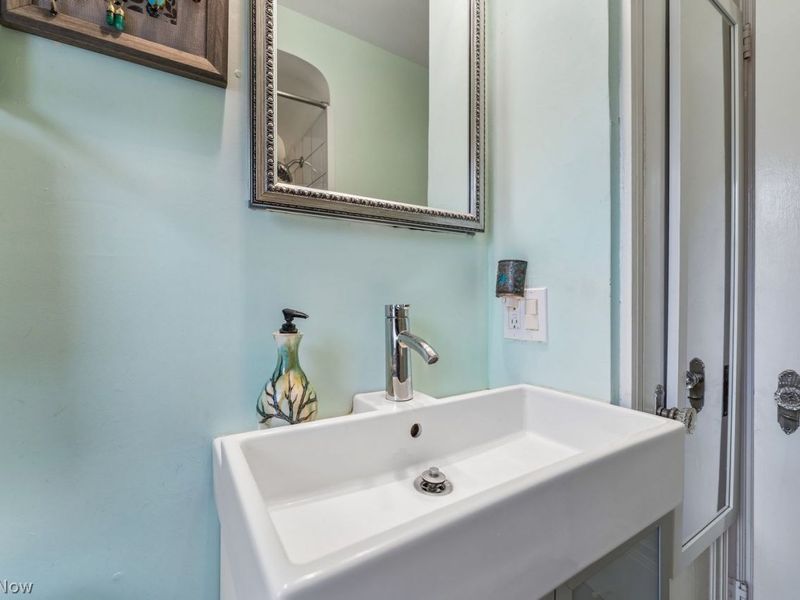15034 Rosemary Avenue , Cleveland, OH 44111 Photo 21