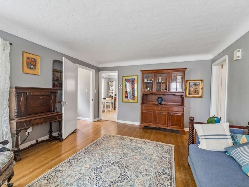 15034 Rosemary Avenue , Cleveland, OH 44111 Photo 4
