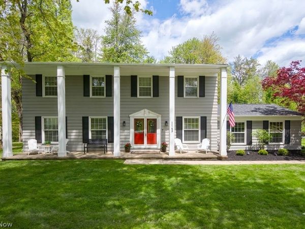 1143 Sheerbrook Drive , Chagrin Falls, OH 44022