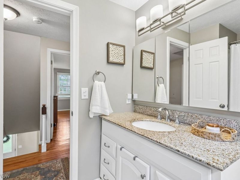 1143 Sheerbrook Drive , Chagrin Falls, OH 44022 Photo 30