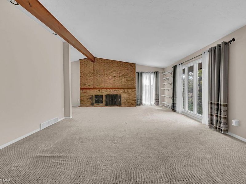 8309 Pin Oak Drive , Parma, OH 44130 Photo 7