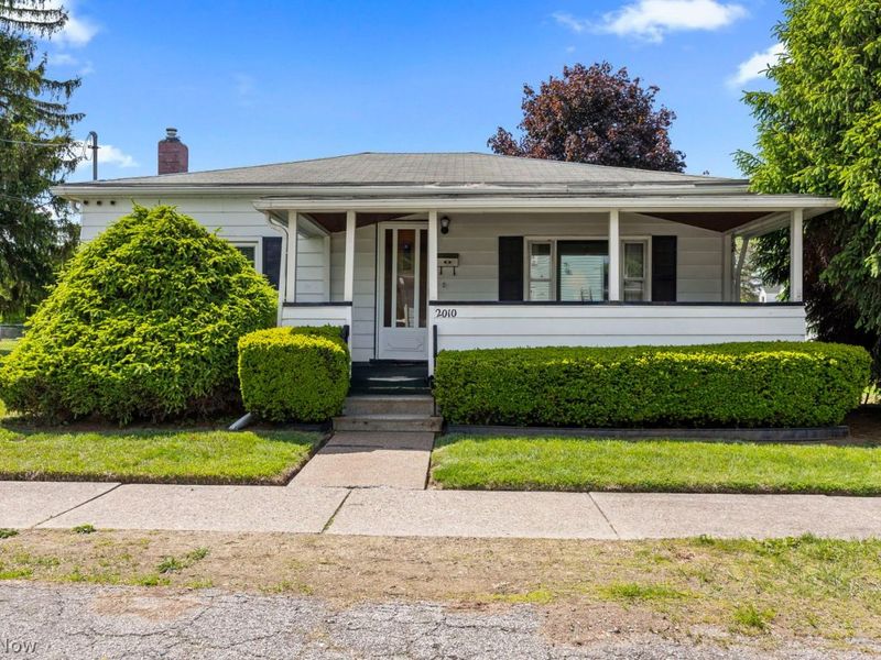 2010 Utica Avenue , Lorain, OH 44052 Photo 1