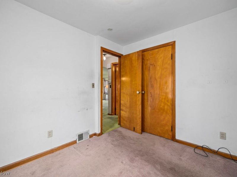 2010 Utica Avenue , Lorain, OH 44052 Photo 20