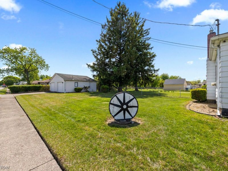 2010 Utica Avenue , Lorain, OH 44052 Photo 33