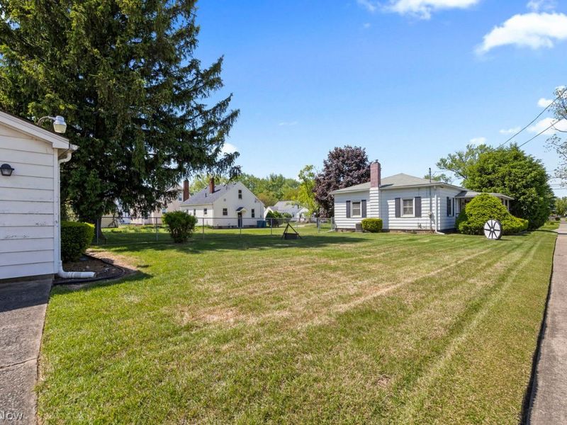 2010 Utica Avenue , Lorain, OH 44052 Photo 35