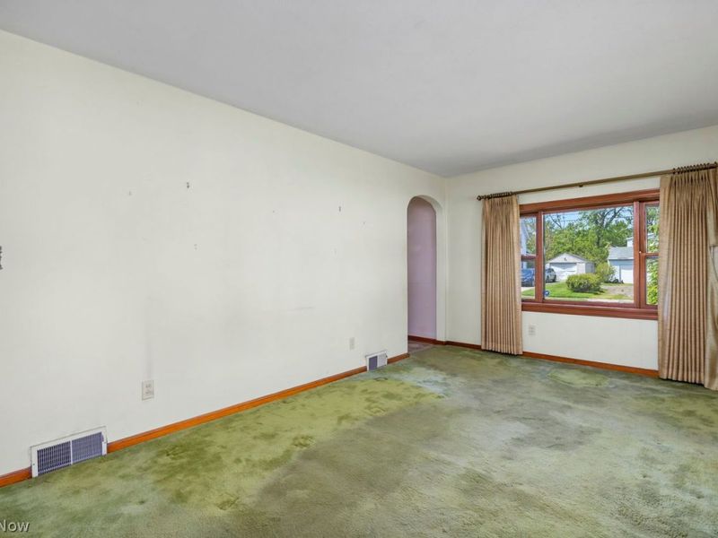 2010 Utica Avenue , Lorain, OH 44052 Photo 4