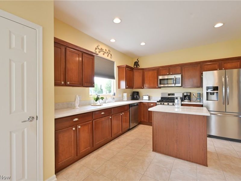 38084 Princeton Drive , North Ridgeville, OH 44039 Photo 18