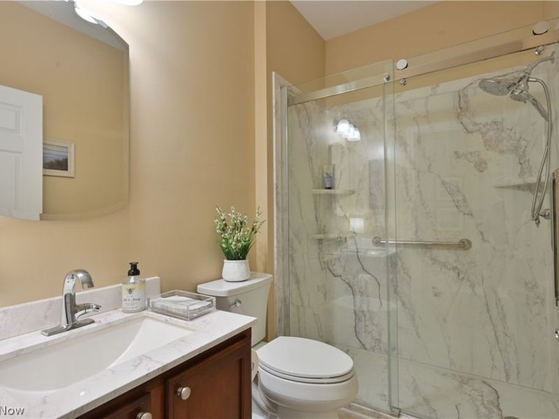 38084 Princeton Drive , North Ridgeville, OH 44039 Photo 4