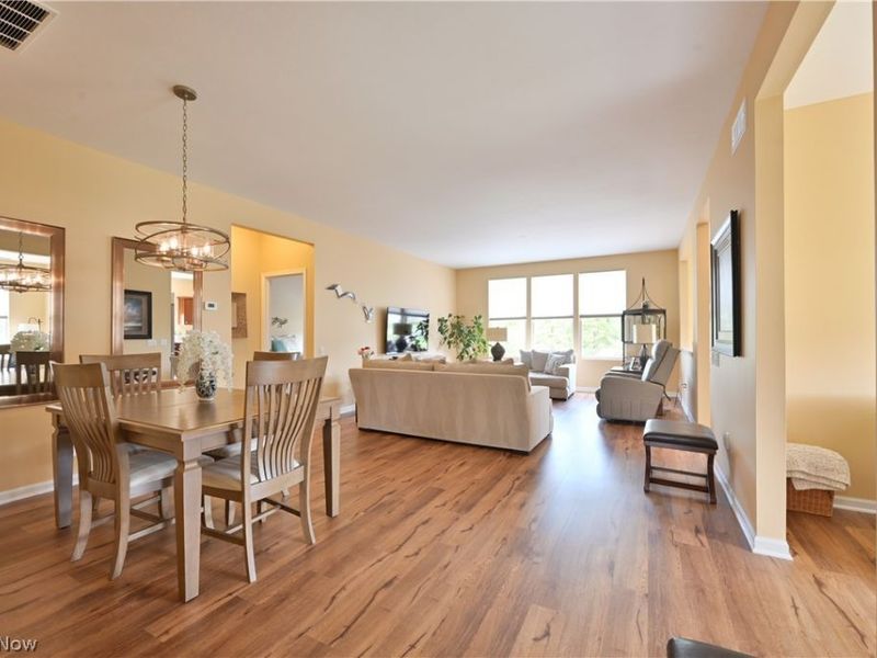 38084 Princeton Drive , North Ridgeville, OH 44039 Photo 7