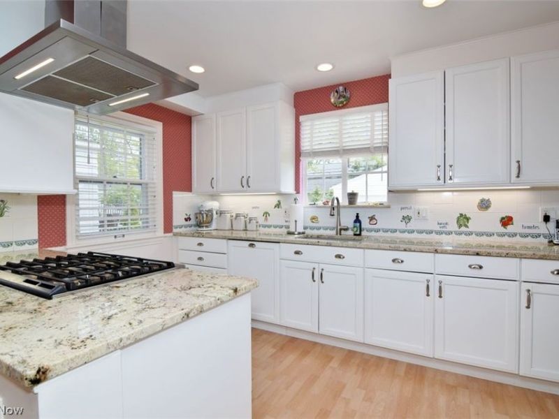 2355 Lalemant Road , University Heights, OH 44118 Photo 22
