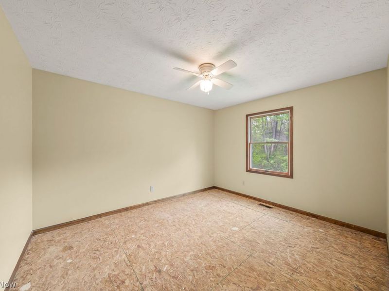 10703 Jones Road , Diamond, OH 44412 Photo 14