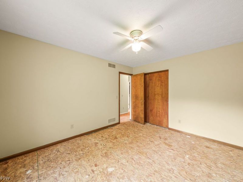 10703 Jones Road , Diamond, OH 44412 Photo 15