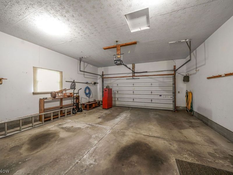 10703 Jones Road , Diamond, OH 44412 Photo 31