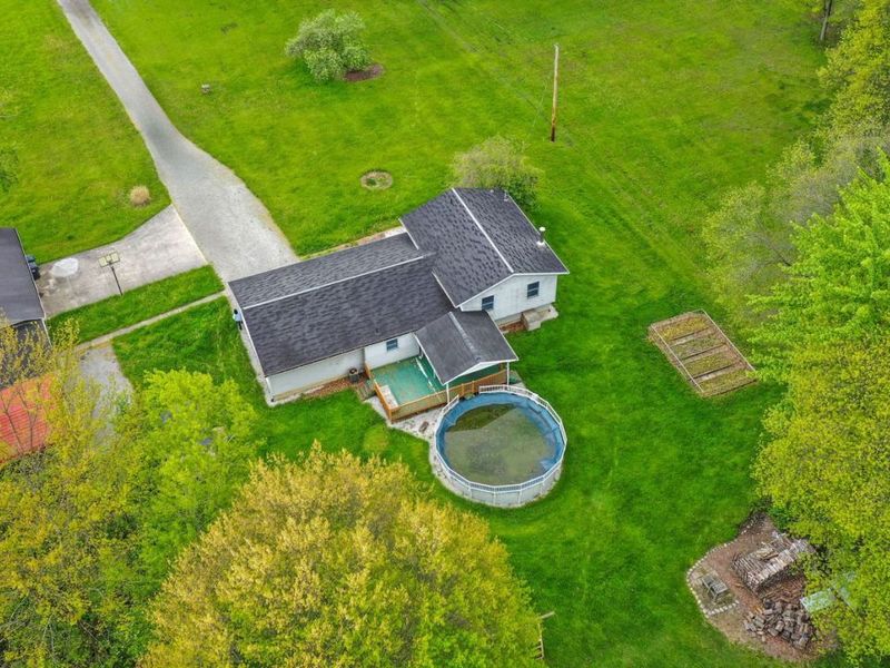 10703 Jones Road , Diamond, OH 44412 Photo 47