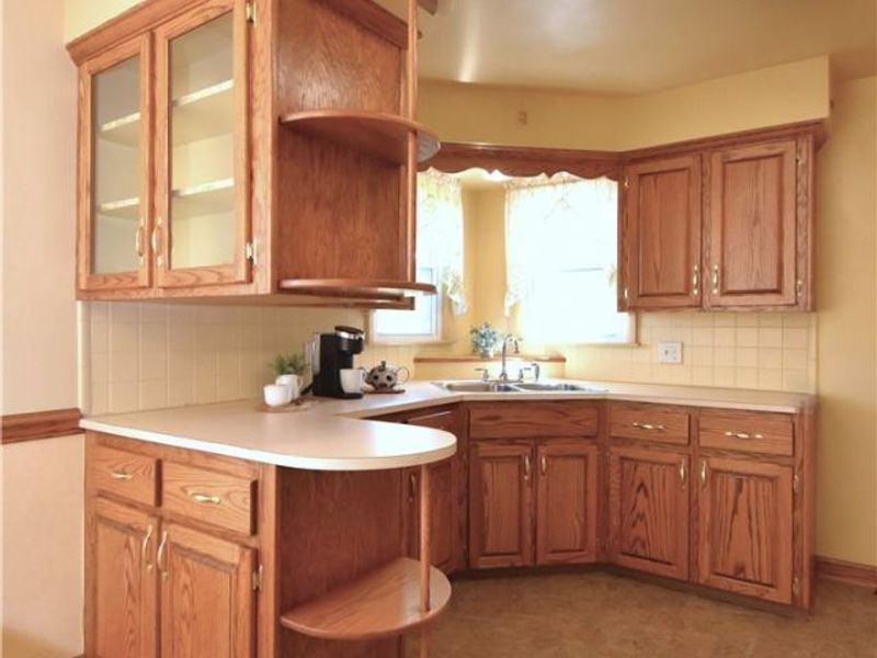 211 Parish Avenue , Hubbard, OH 44425 Photo 13