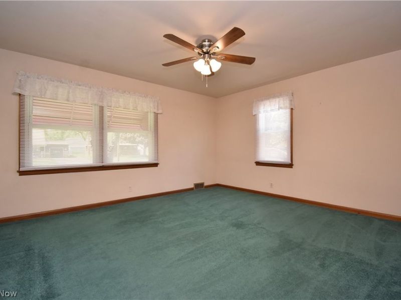 211 Parish Avenue , Hubbard, OH 44425 Photo 19