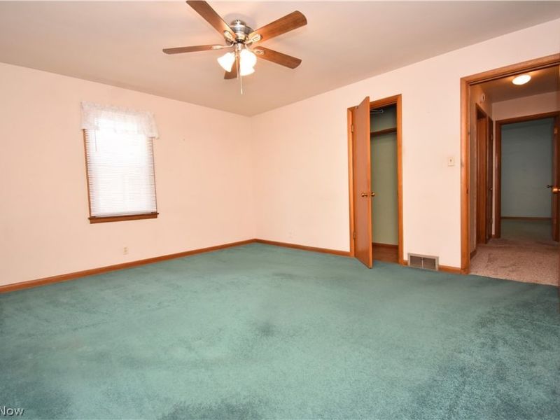 211 Parish Avenue , Hubbard, OH 44425 Photo 20