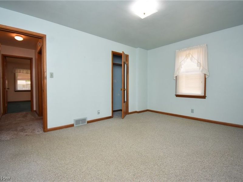 211 Parish Avenue , Hubbard, OH 44425 Photo 26
