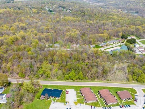 Bentley Drive , Salem, OH 44460
