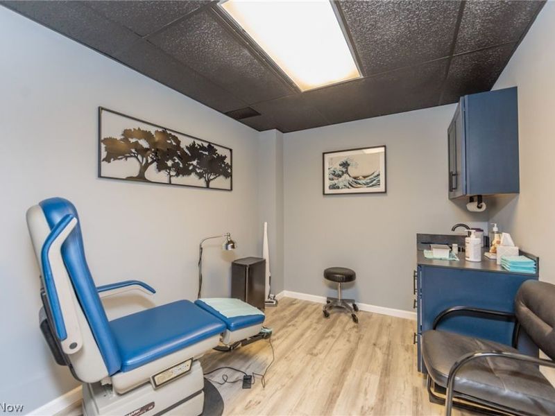 29099 Health Campus Drive , Unit 290, Westlake, OH 44145 Photo 14