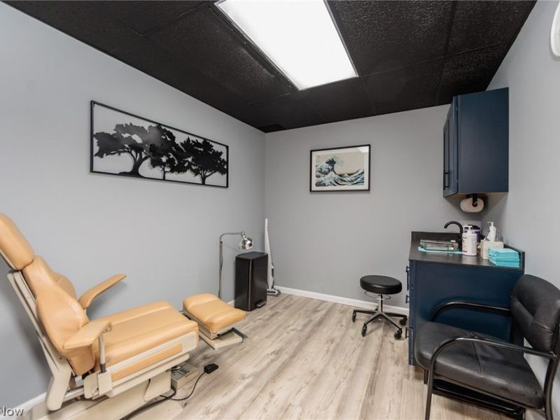 29099 Health Campus Drive , Unit 290, Westlake, OH 44145 Photo 17